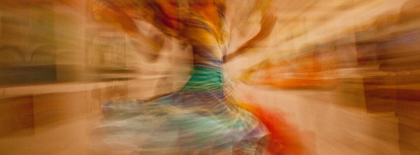 15 de abril | Dia Mundial da Arte Uma experiência para sentir, expressar e se reconhecer através do corpo.